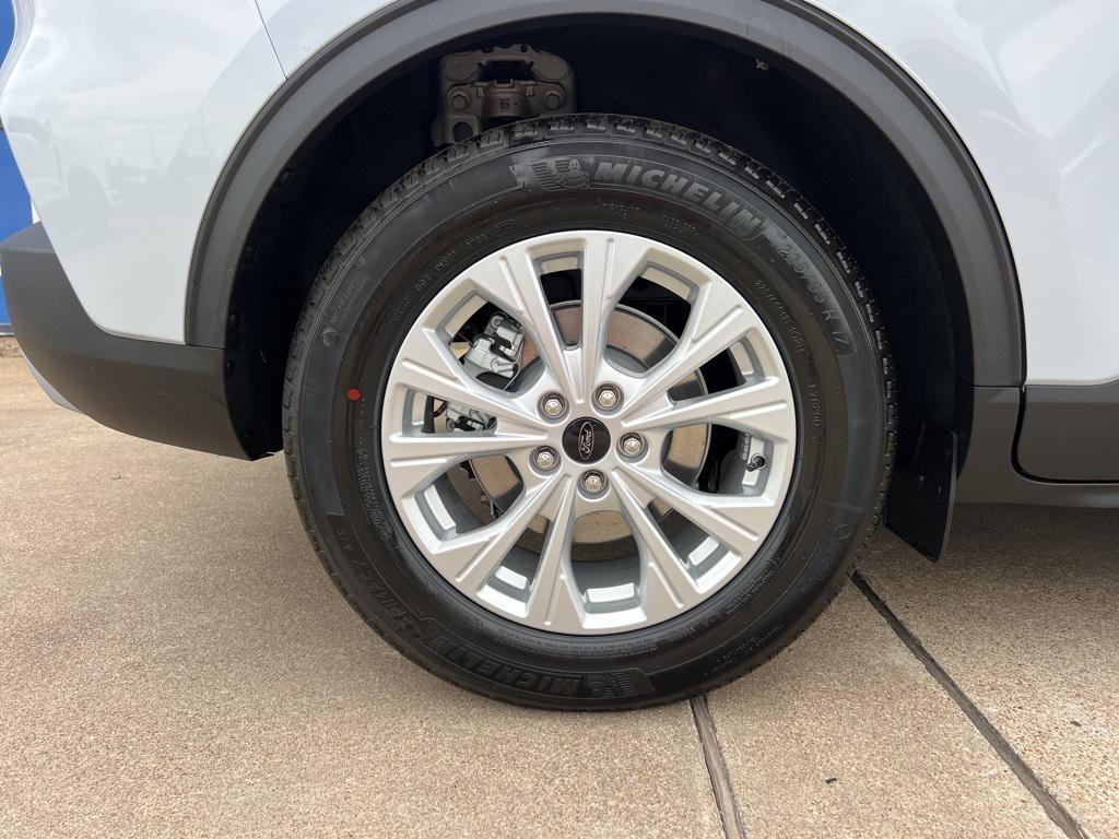 new 2026 Ford Escape car, priced at $28,745