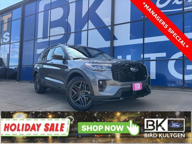new 2025 Ford Explorer car, priced at $53,279
