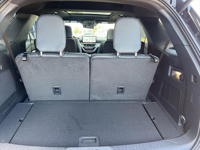new 2025 Ford Explorer car, priced at $53,279