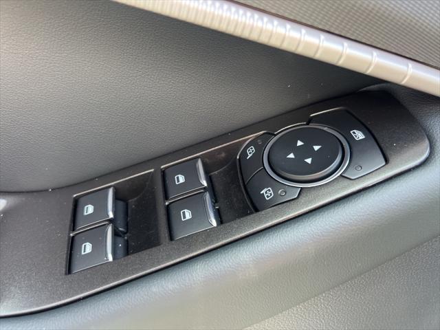 new 2025 Ford Explorer car, priced at $44,549