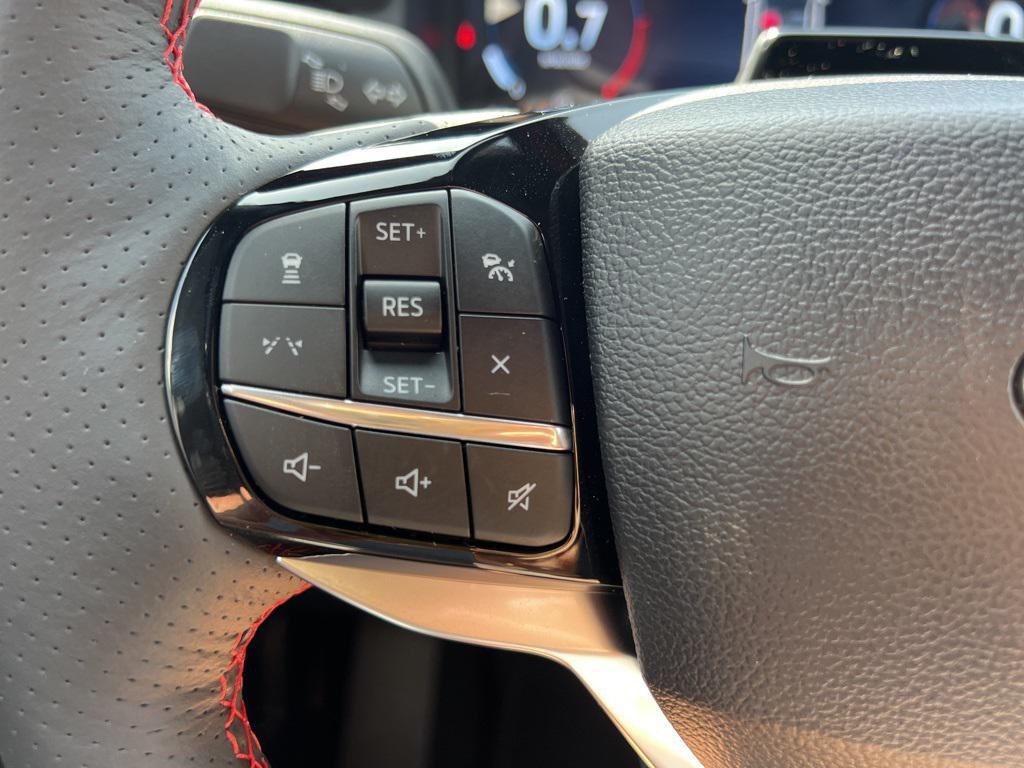 new 2025 Ford Explorer car, priced at $44,349