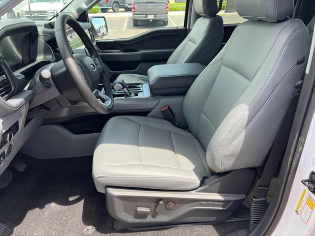 new 2025 Ford F-150 Lightning car, priced at $62,107