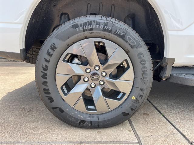 new 2025 Ford F-150 Lightning car, priced at $62,107