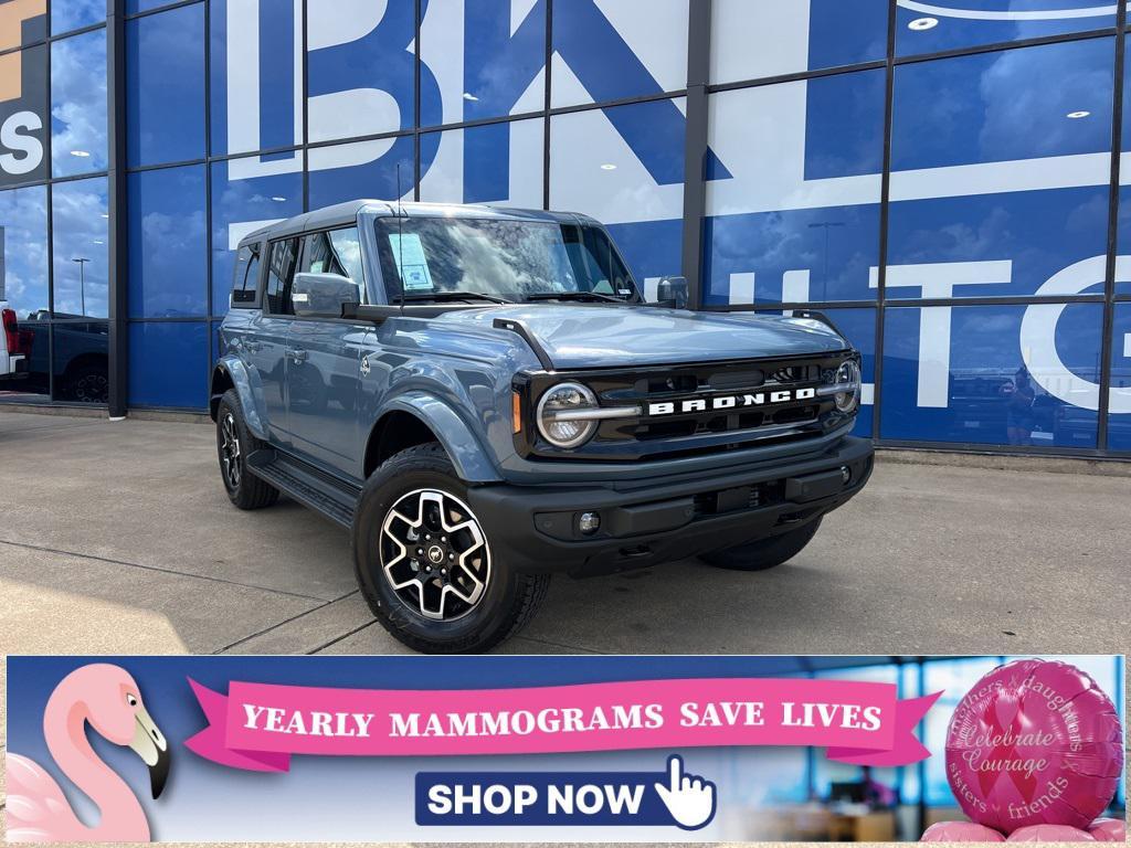 new 2025 Ford Bronco car, priced at $53,045