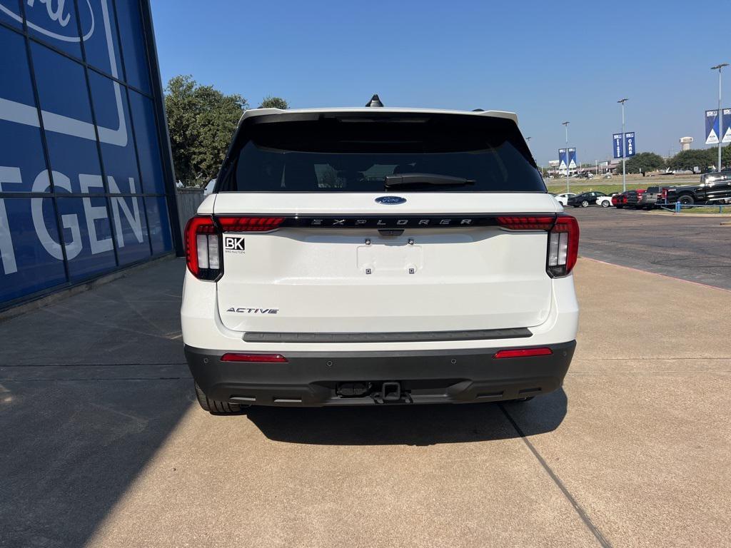 new 2025 Ford Explorer car, priced at $42,239
