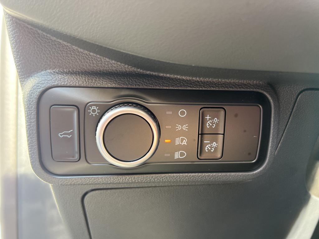 new 2025 Ford Explorer car, priced at $42,239