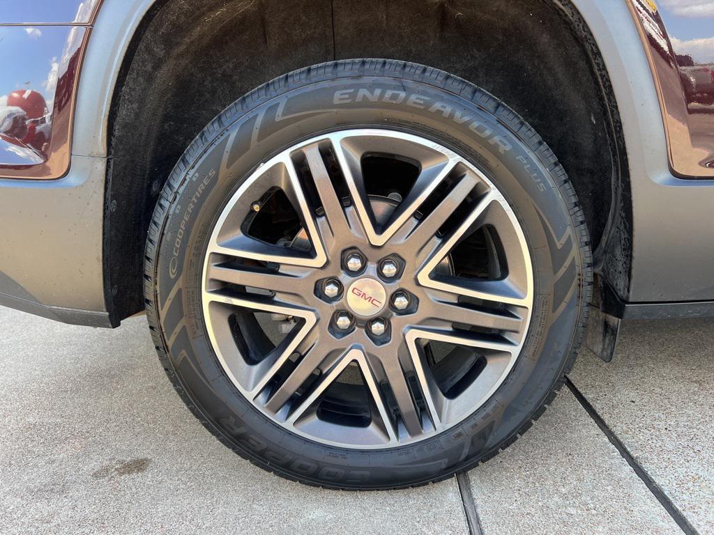 used 2021 GMC Acadia car, priced at $20,956