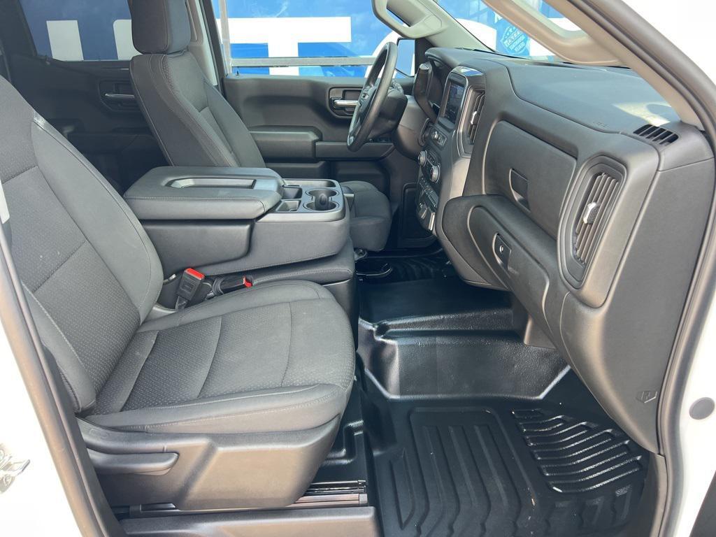 used 2025 Chevrolet Silverado 1500 car, priced at $34,571