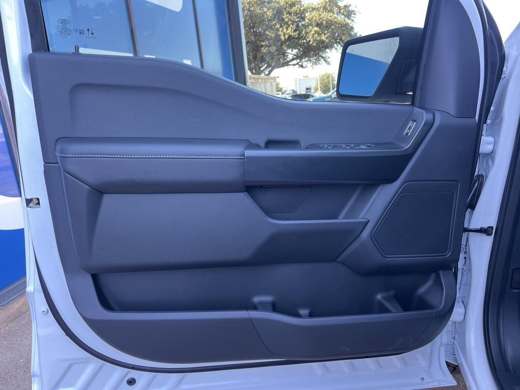 new 2025 Ford F-150 car, priced at $50,070