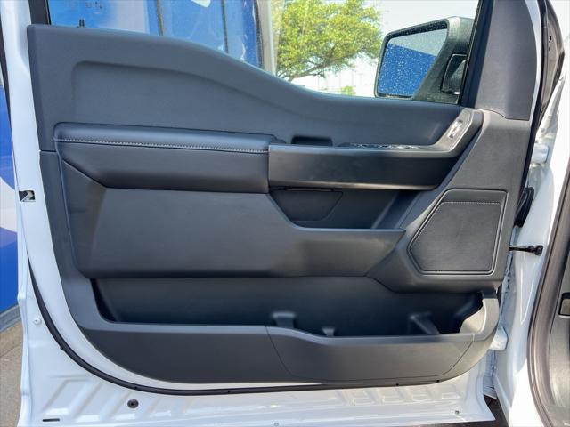 new 2025 Ford F-150 car, priced at $43,275