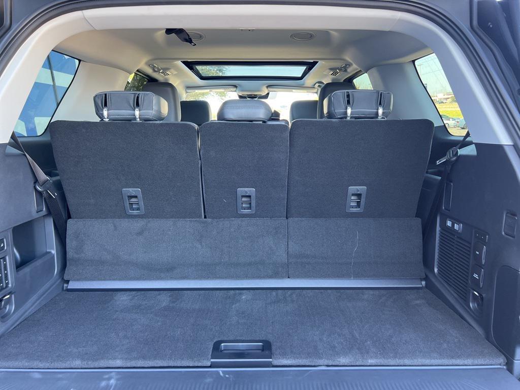 new 2025 Ford Expedition car, priced at $71,335