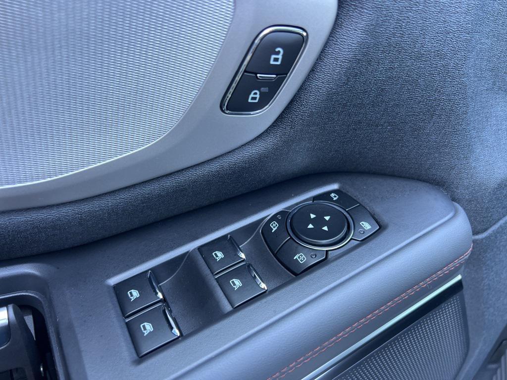 new 2025 Ford Expedition car, priced at $71,335