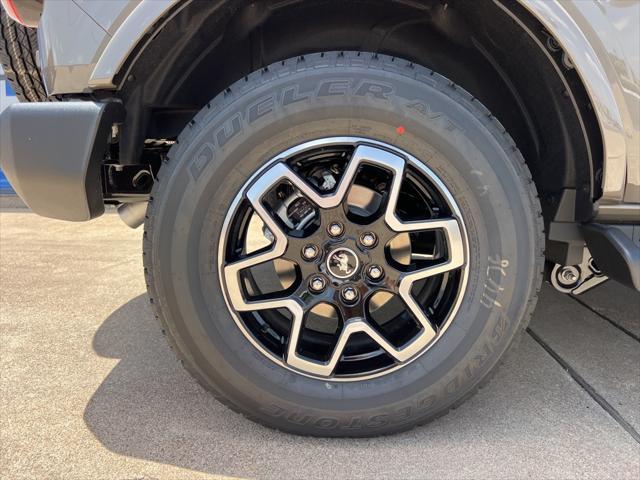 new 2025 Ford Bronco car, priced at $58,389