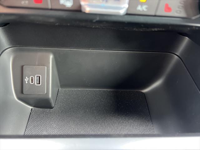new 2025 Ford F-150 car, priced at $48,004