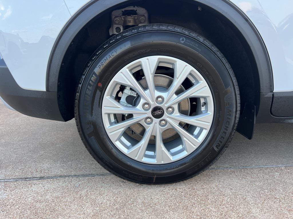 new 2025 Ford Escape car, priced at $24,650