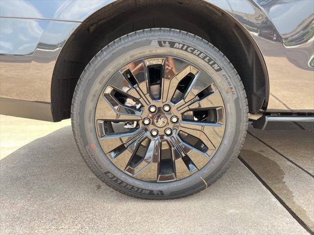 new 2025 Ford Expedition car, priced at $78,490