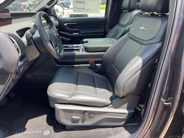 new 2025 Ford Expedition car, priced at $78,490