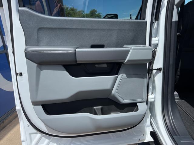 new 2025 Ford F-350 car, priced at $69,954