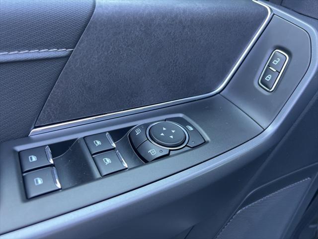 new 2025 Ford F-150 car, priced at $51,572
