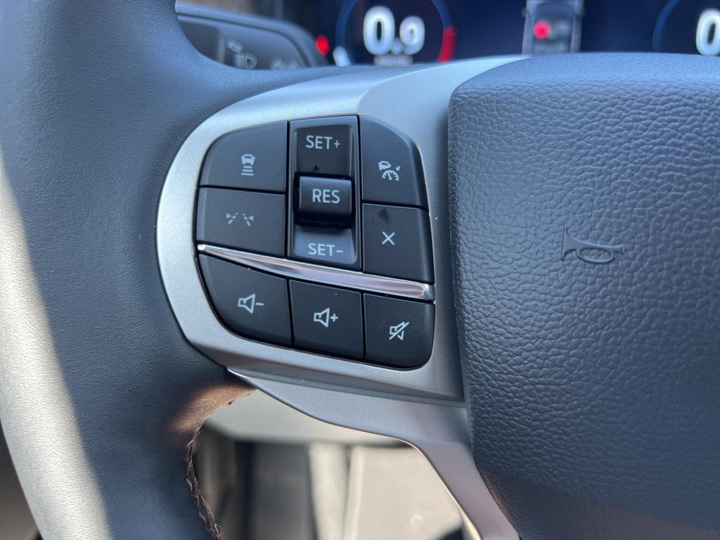 new 2025 Ford Explorer car, priced at $45,459
