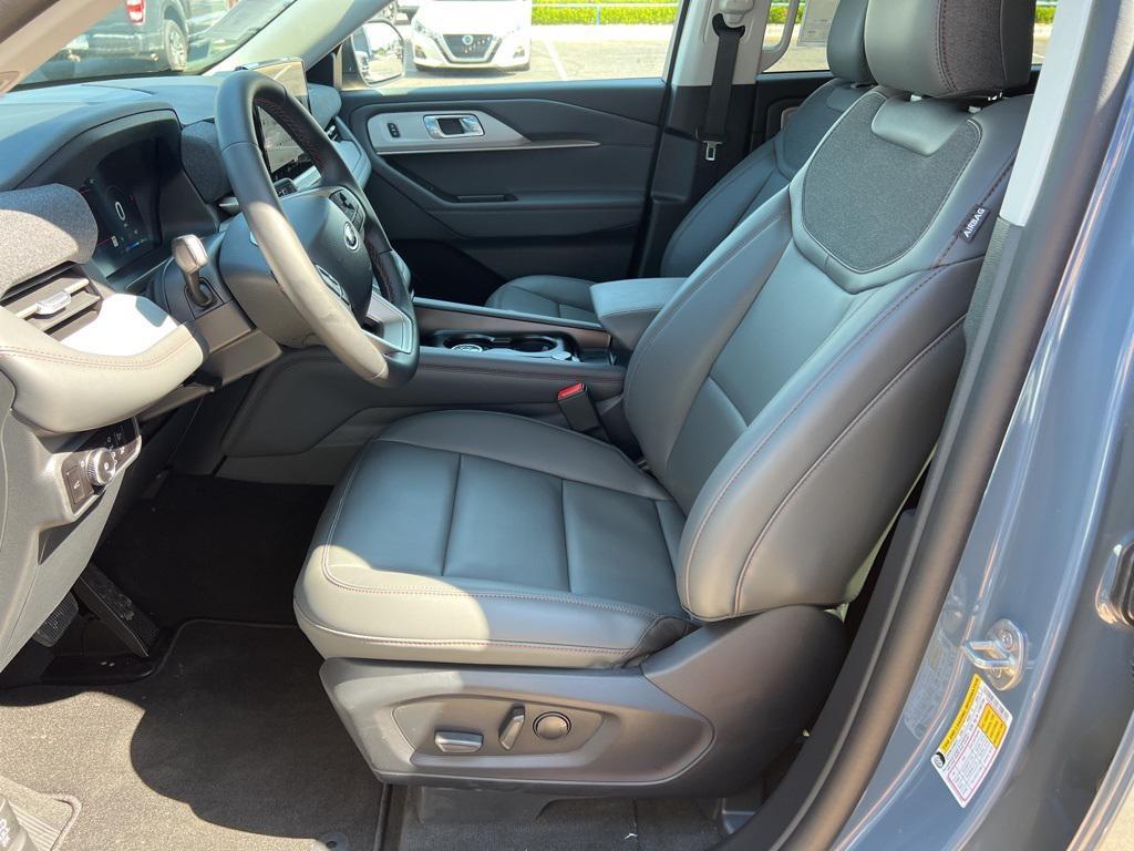 new 2025 Ford Explorer car, priced at $45,459