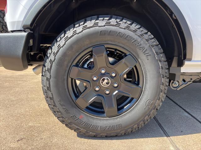 new 2025 Ford Bronco car, priced at $50,094