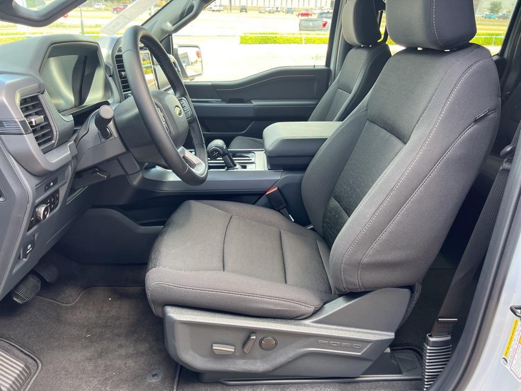 new 2025 Ford F-150 car, priced at $51,195