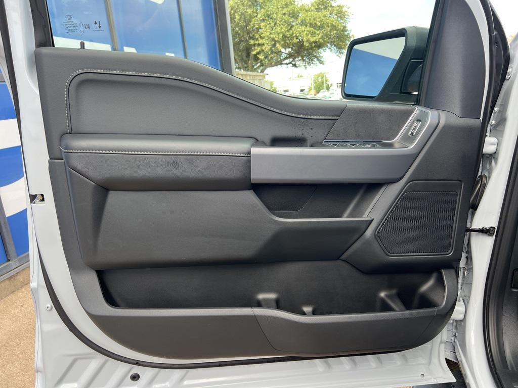 new 2025 Ford F-150 car, priced at $51,195