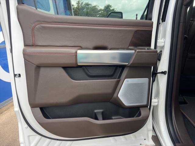 new 2025 Ford F-250 car, priced at $91,600