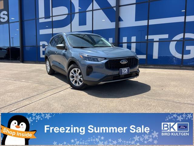 new 2025 Ford Escape car, priced at $30,774