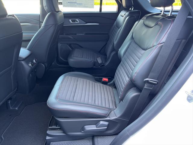 new 2025 Ford Explorer car, priced at $46,594
