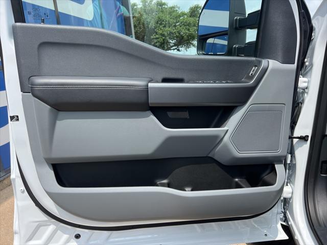 new 2025 Ford F-350 car, priced at $73,040
