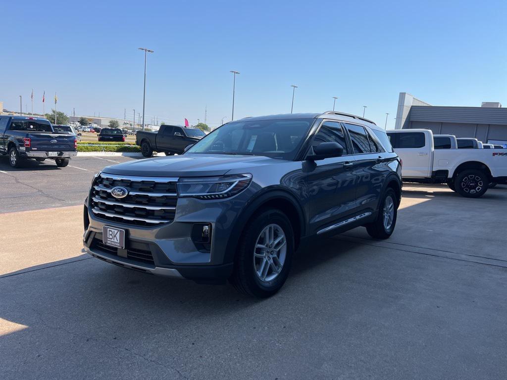 new 2025 Ford Explorer car, priced at $44,964