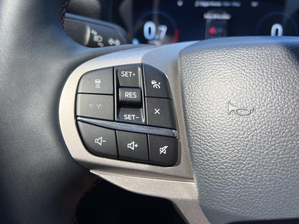 new 2025 Ford Explorer car, priced at $44,964