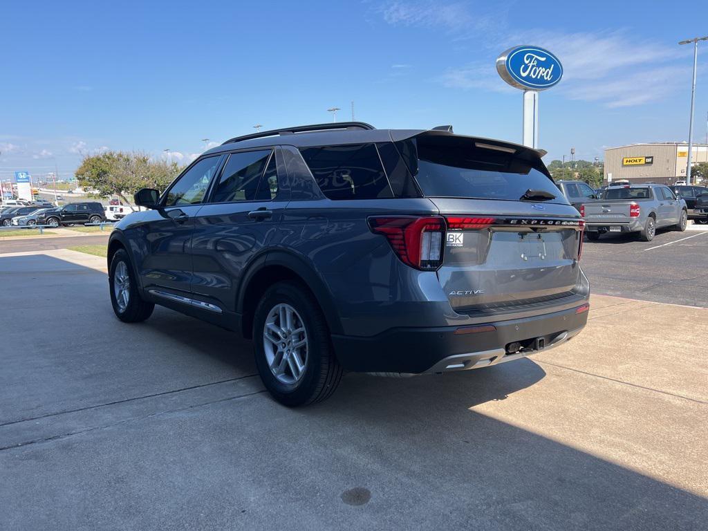 new 2025 Ford Explorer car, priced at $44,964