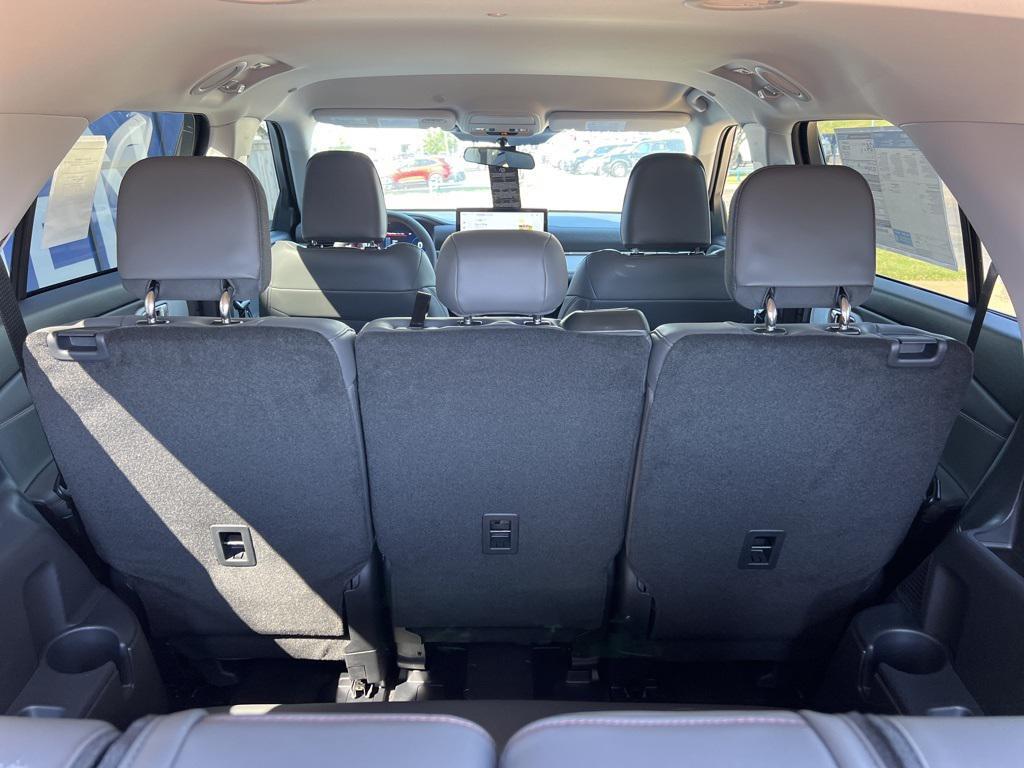 new 2025 Ford Explorer car, priced at $44,964