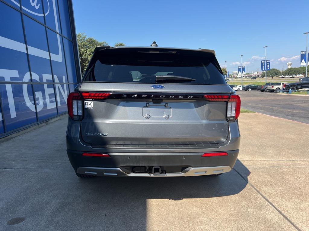 new 2025 Ford Explorer car, priced at $44,964
