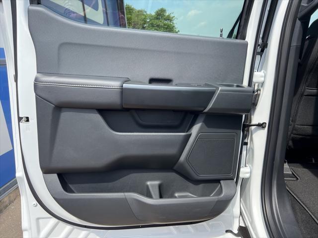 new 2025 Ford F-150 car, priced at $46,177