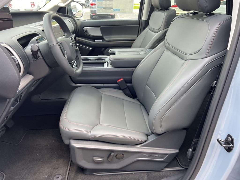 new 2025 Ford Expedition car, priced at $67,945