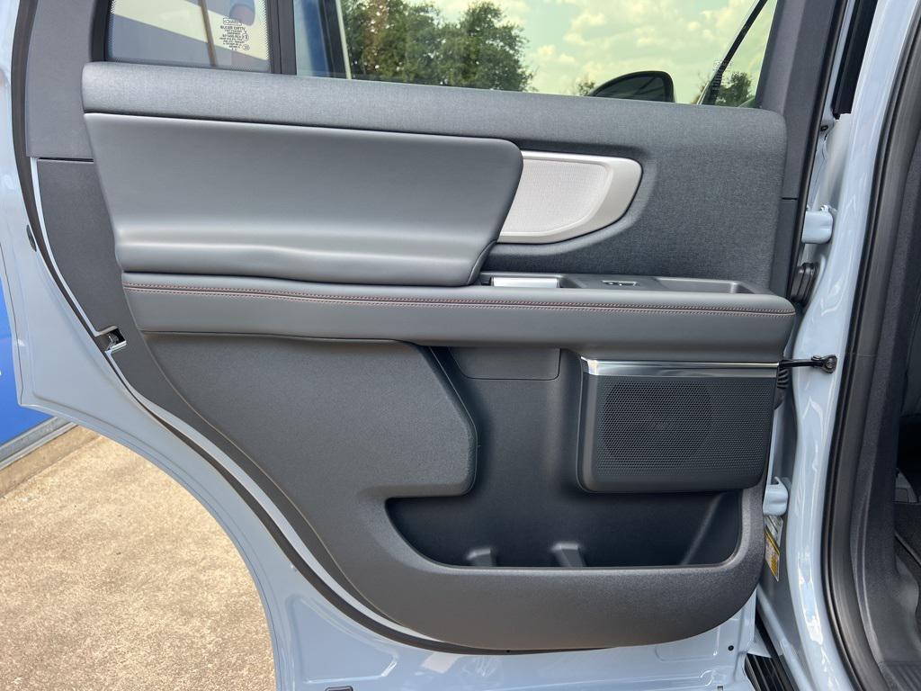 new 2025 Ford Expedition car, priced at $67,945