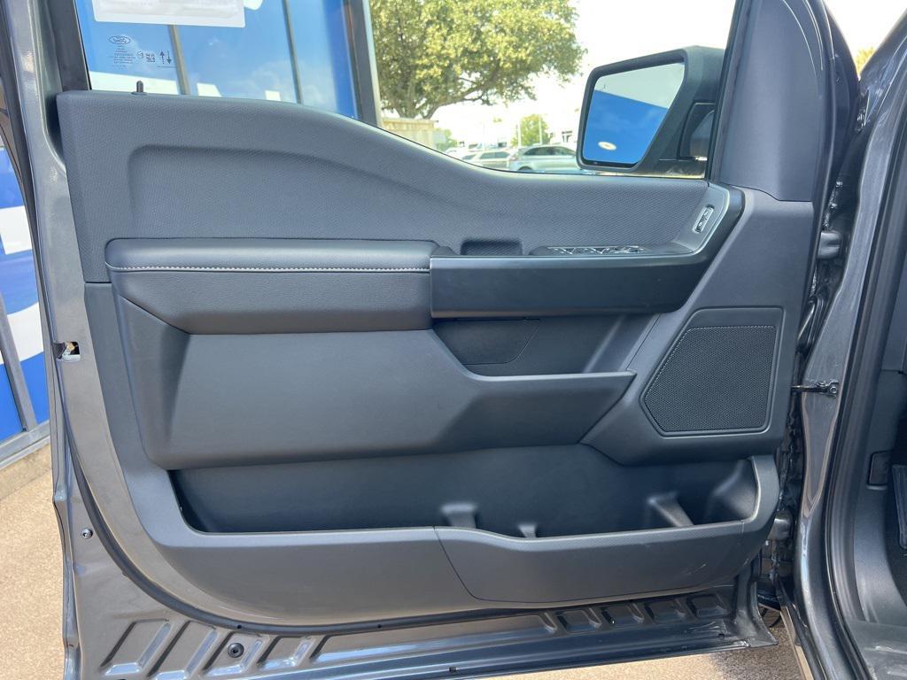 new 2025 Ford F-150 car, priced at $47,725