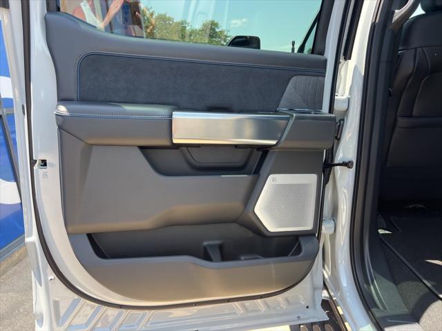 new 2025 Ford F-250 car, priced at $100,354