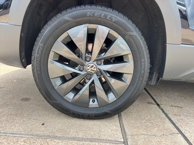 used 2024 Volkswagen Taos car, priced at $22,581