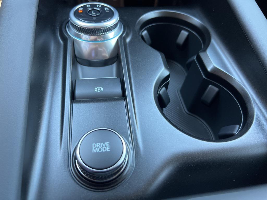new 2025 Ford Explorer car, priced at $44,964