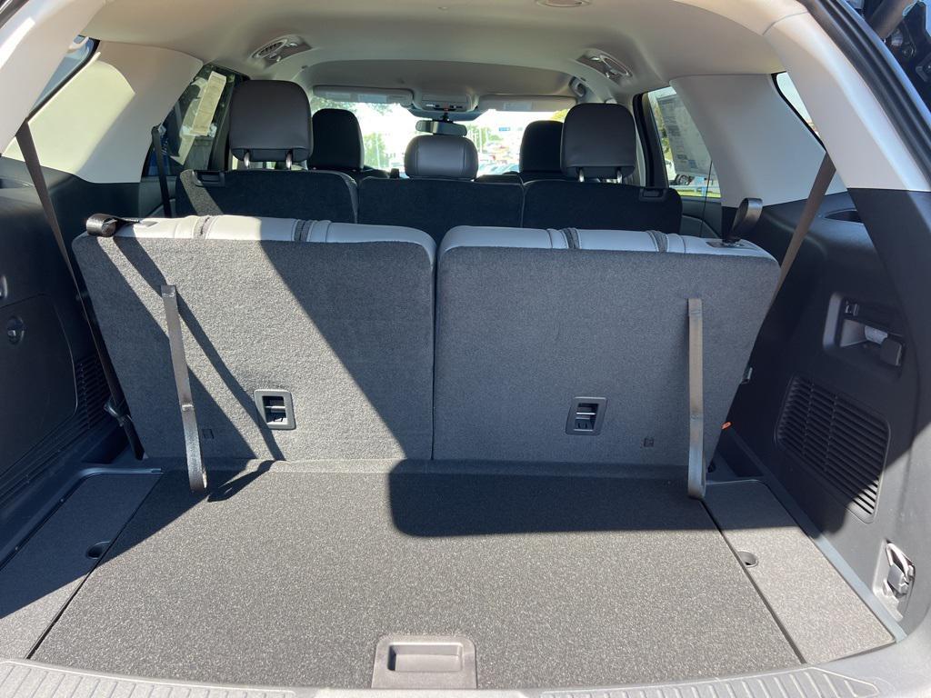 new 2025 Ford Explorer car, priced at $44,964