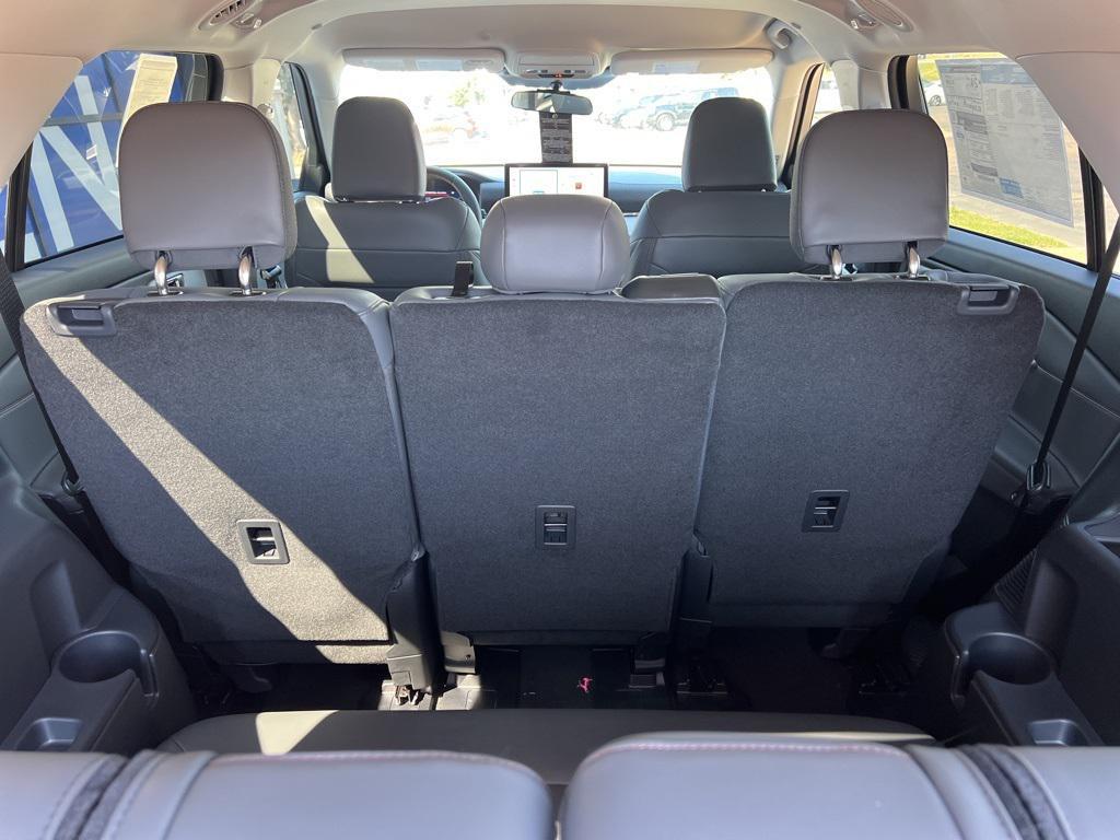 new 2025 Ford Explorer car, priced at $44,964