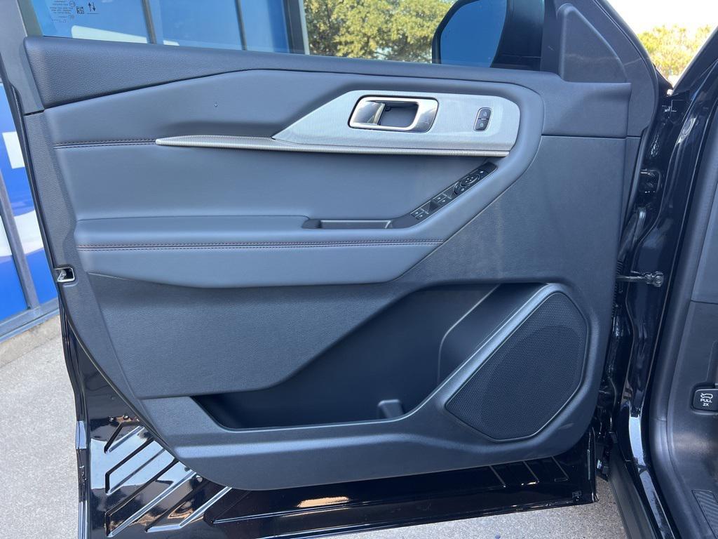 new 2025 Ford Explorer car, priced at $44,964