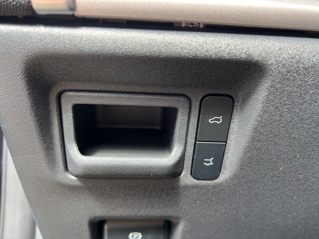 new 2025 Ford Expedition car, priced at $67,725