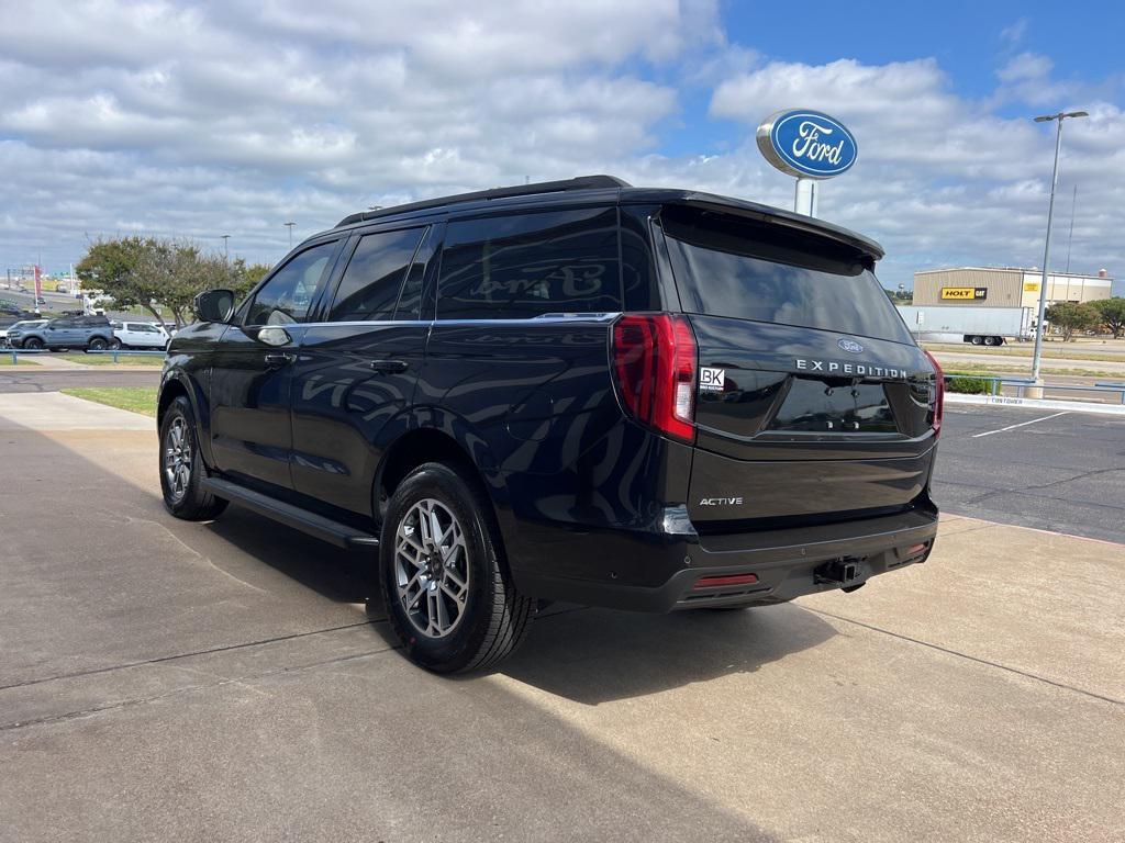 new 2025 Ford Expedition car, priced at $67,725
