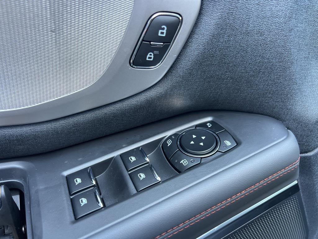 new 2025 Ford Expedition car, priced at $70,144